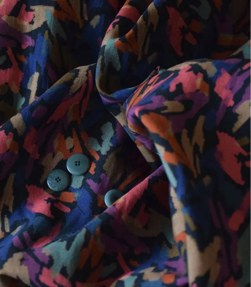 Abstract Rayon Challis Fabric from France in Grafik