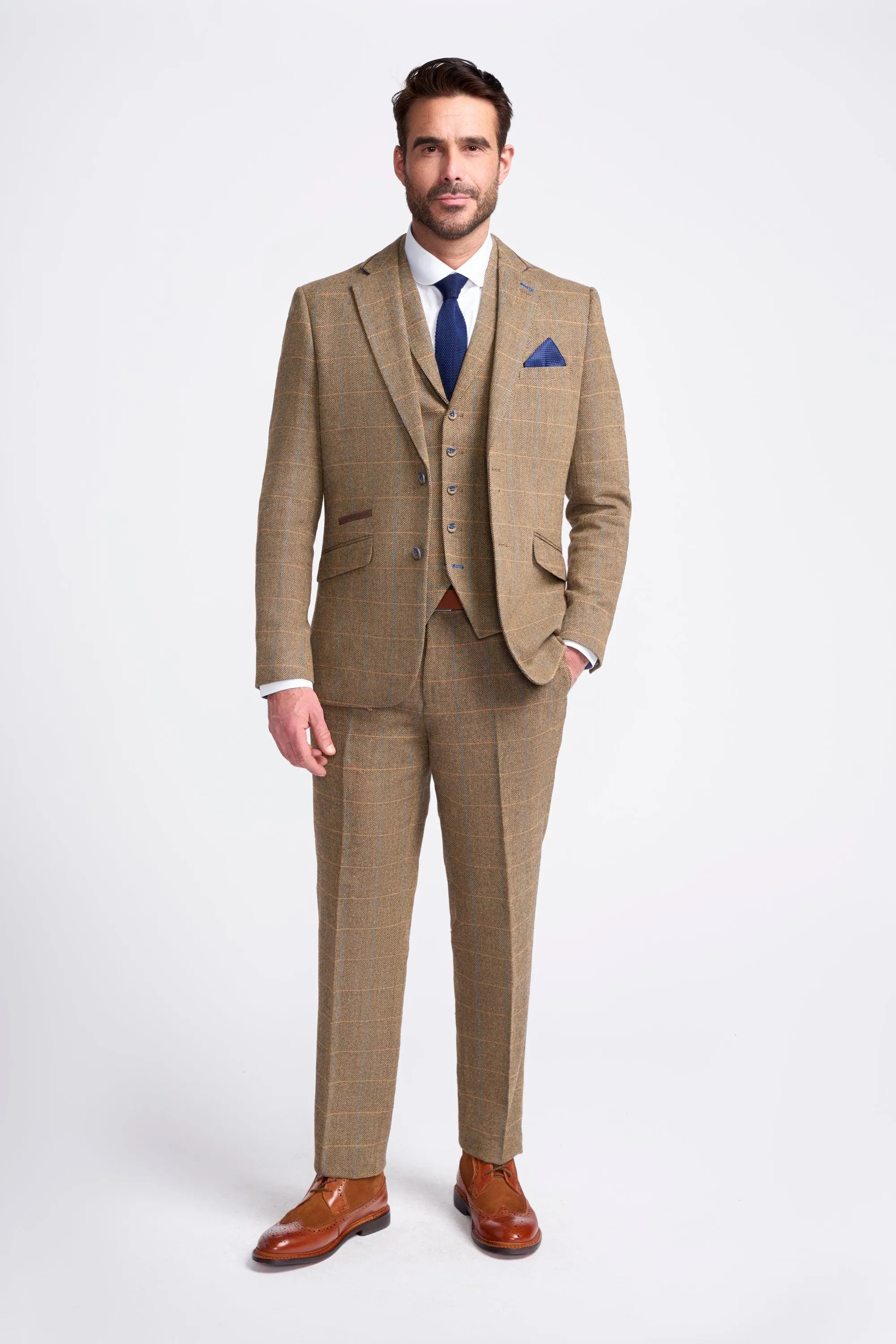 Albert Brown Regular Tweed Three Piece