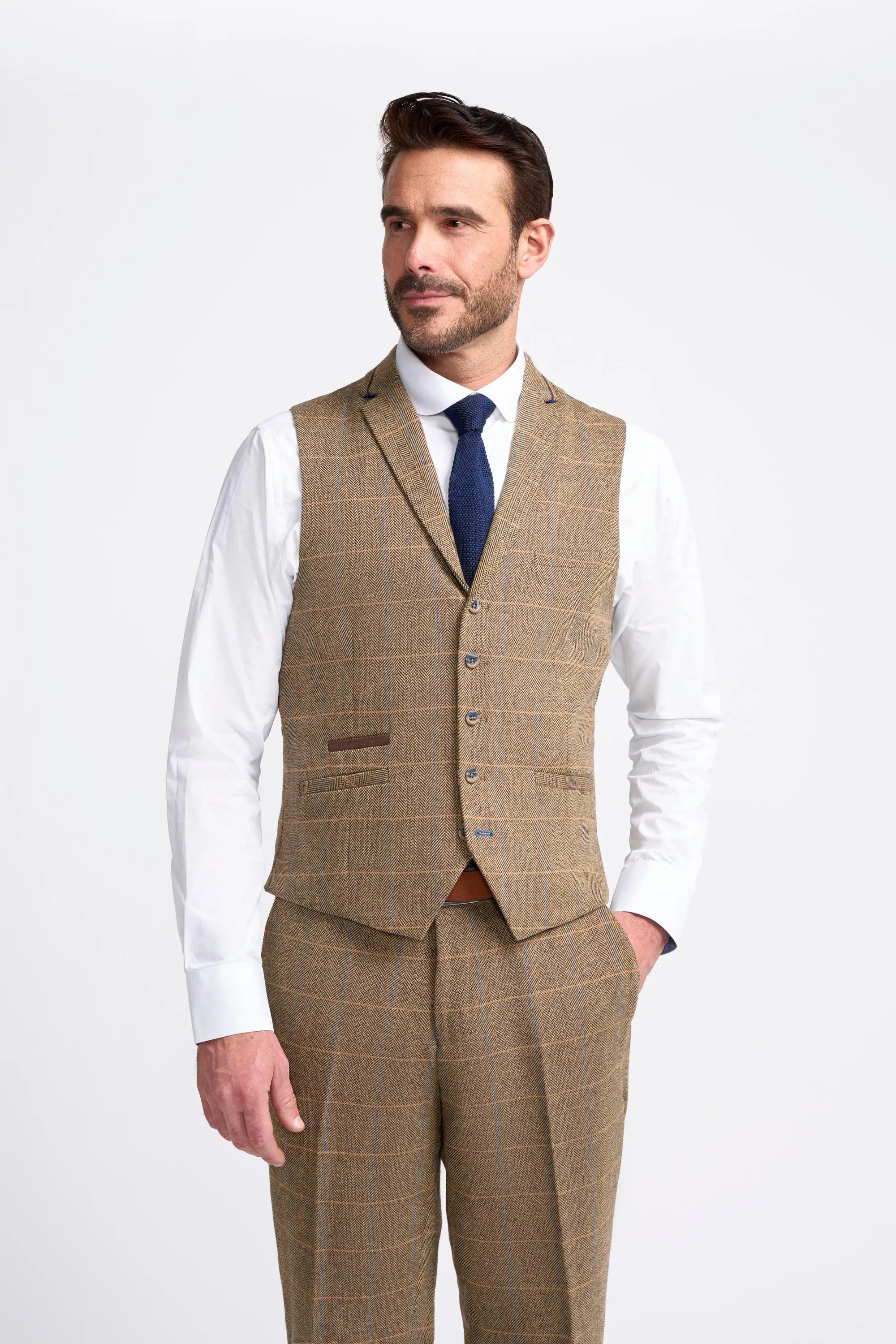 Albert Brown Short Tweed Three Piece Suit