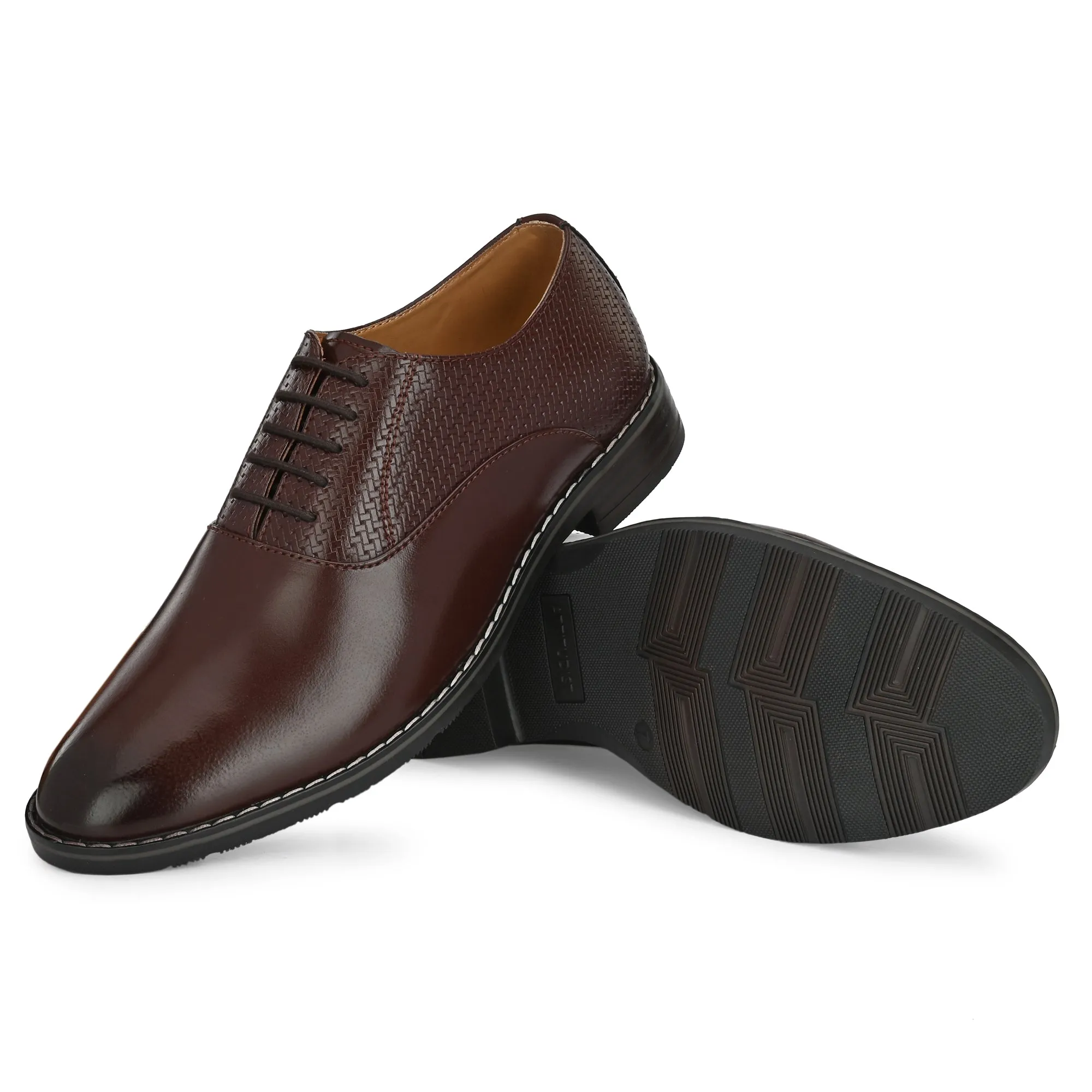 Attitudist Unisex Handcrafted Oxford Glossy Brown Laceup Derby Shoes With Semi Chatai Design