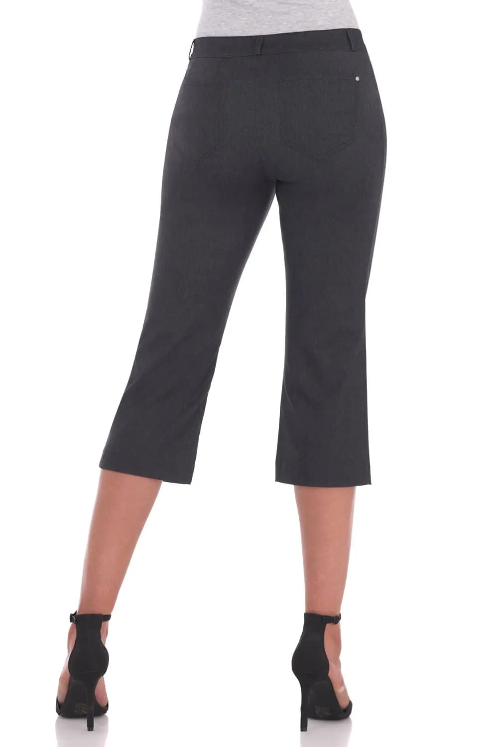 Chic Capris with 5 Pockets and Zipper Closure