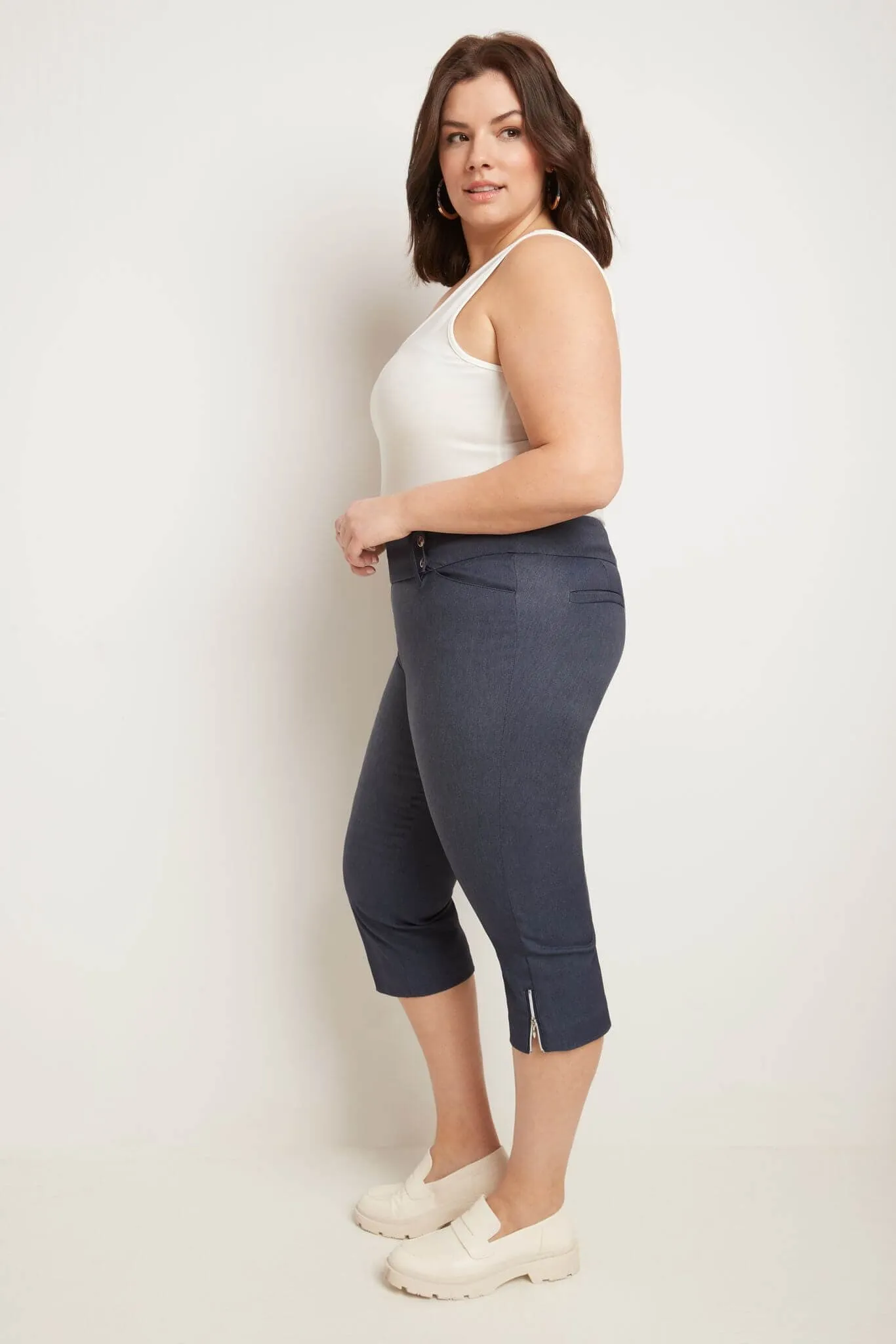 Curvy Chic Capris with Zipper Detail at the Hem