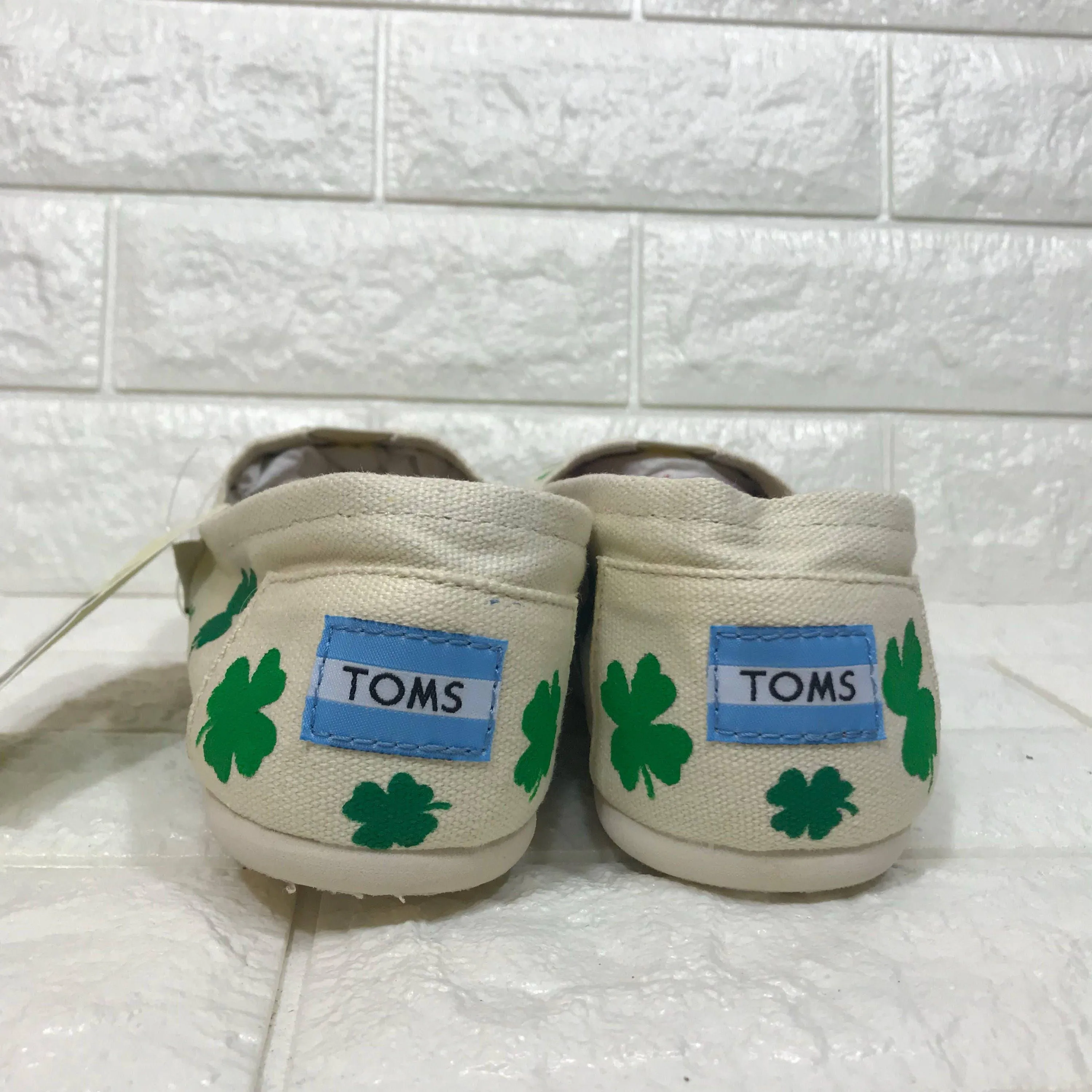 Four Leaf Clover Pattern Shoes