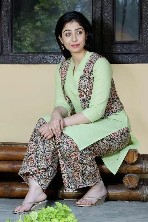 Women's Solid Rayon Kurta with Palazzos and Jacket Set